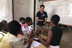Ghana-teach-volunteer